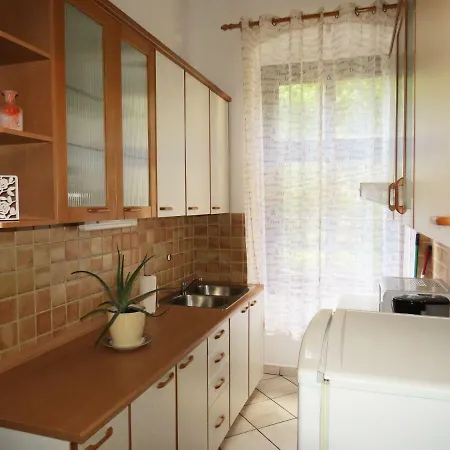 Apartament Stoja *
